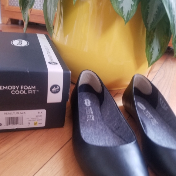 Dr. Scholl's Shoes - Dr. Scholl's Memory Foam Cool Fit Black Size 7 M